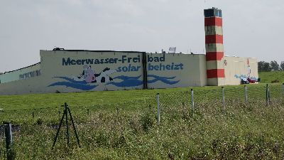 Das Meerwasserschwimmbad